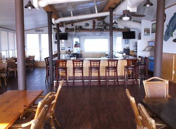 florida/lake-okeechobee/bar/pier-ii-bar