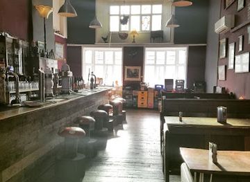 united-kingdom/cheshire/bar/the-cavern-of-the-curious-gnome