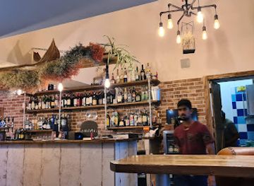 italy/capri/bar/hangout-capri