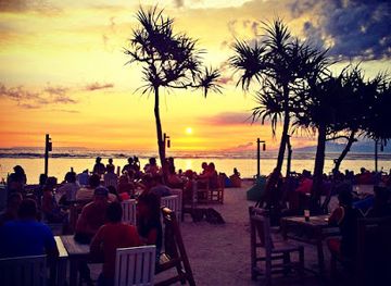 indonesia/gili-islands/bar/paradise-sunset