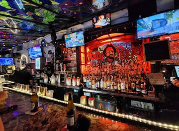 north-carolina/albemarle-pamlico-peninsula/bar/the-jolly-roger-restaurant