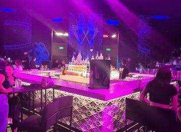 united-arab-emirates/yas-island/bar/white-abu-dhabi