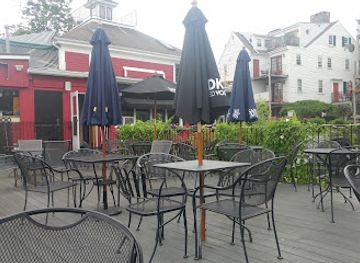 new-hampshire/strafford-county/bar/the-farm-bar-and-grille