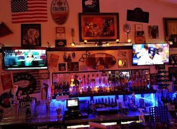 florida/st-petersburg-beach/bar/nikko-s-dog-and-sports-bar