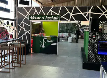 Wizy Man Lounge & Restaurant Ongwediva