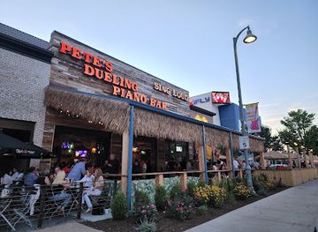 illinois/driftless-area/bar/pete-s-tiki-tiki
