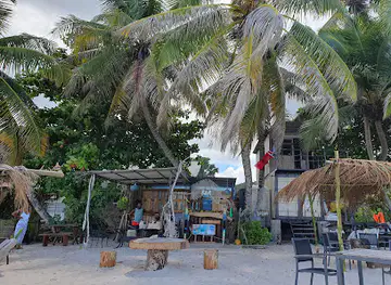 ＲＯＹＡＬ ＢＡＹ ＢＥＡＣＨ ＣＬＵＢ