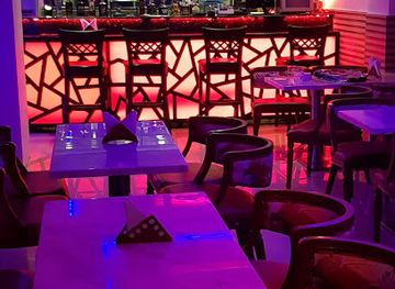 india/lucknow/bar/blue-fox-bar