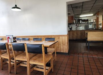 north-carolina/uwharrie-mountains/bar/hometown-bbq-seafood