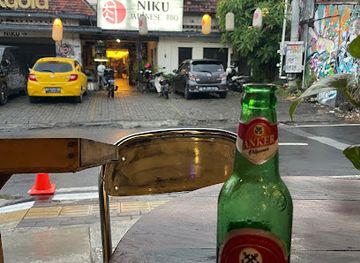 indonesia/yogyakarta/prawirotaman/bar/beer