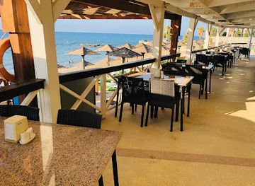 cyprus/kyrenia/lapta/bar/l-a-hotel-beach