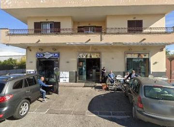 italy/pompeii/bar/meet-cafe-sala-interna-wine-bar