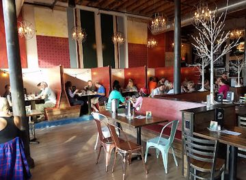 minnesota/saint-paul/downtown-st-paul/bar/dark-horse-bar-eatery