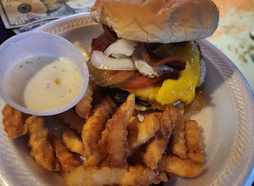 tennessee/west-tennessee/bar/papa-joes-bar