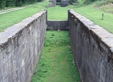 maryland/c-o-canal-national-historical-park/bar/four-locks-c-o-canal-national-historical-park