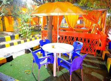 somalia/awdal/bar/moonlight-deeqsi-restaurant-cafeteria