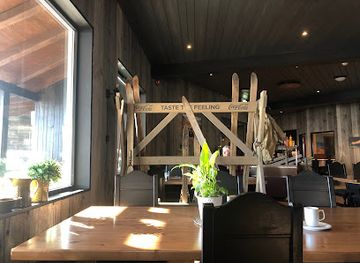 norway/kvitfjell-ski-resort/bar/a-bite-of-norway-kvitfjelltunet