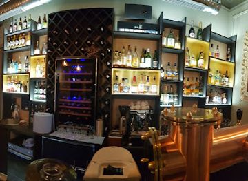 poland/opole/bar/bialy-dzik