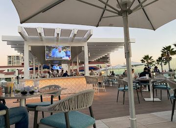 california/coronado/bar/sun-deck