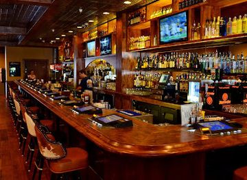 nevada/lake-tahoe-basin/bar/lucky-beaver-bar-burger