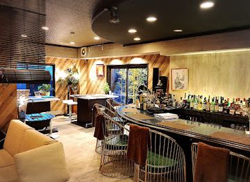 japan/yufuin/bar/cafe-et-bar-bartholdi