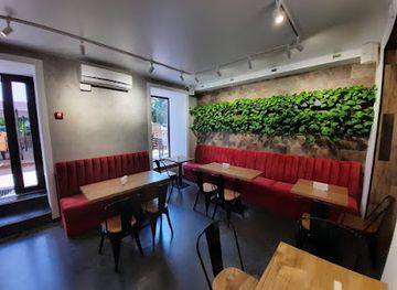 ukraine/ternopil/bar/california