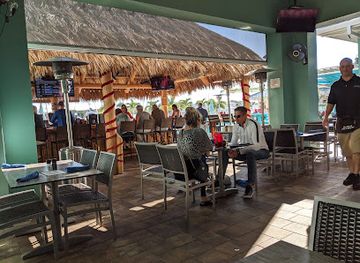 florida/sun-coast/bar/the-island-grille-raw-bar