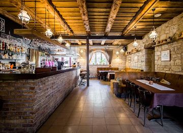 estonia/kuressaare/bar/pritsumaja-grill-bar