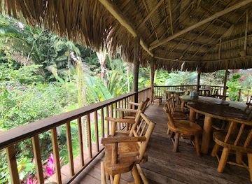 honduras/la-ceiba/bar/rio-vista-bar-and-grill