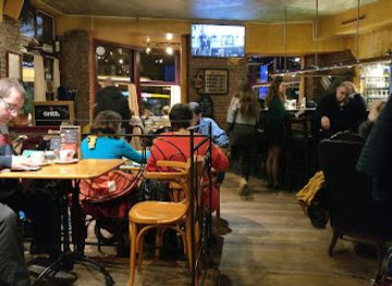 belgium/brussels/schaerbeek/bar/new-plasky