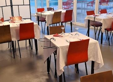 portugal/alentejo-coast/bar/pool-cervejaria-bar