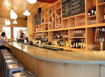 massachusetts/middlesex-county/bar/spoke-wine-bar