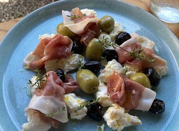 denmark/the-south-funen-archipelago/bar/bang-s-mad-vinbar