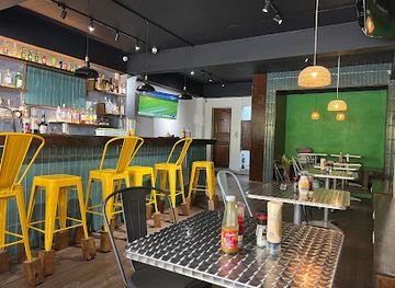 sint-maarten/fort-amsterdam/bar/lazy-lizard-restaurant-craft-bar