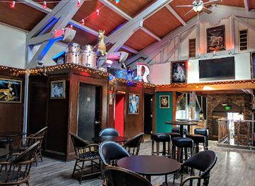 california/east-bay/bar/rockridge-improvement-club