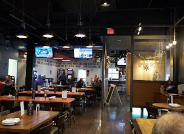 illinois/naperville/bar/up-north-ale-house