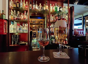 germany/bremen/altstadt/bar/cottons-pub-bremen