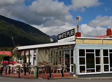 new-zealand/mount-cook-national-park/bar/the-white-pub-cafe-bar