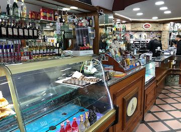 italy/naples/spaccanapoli/bar/caffe-spaccanapoli