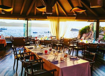 italy/sardinia/bar/phi-beach