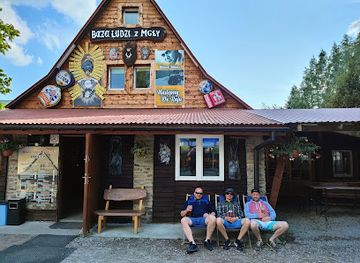 poland/bieszczady-mountains/bar/baza-ludzi-z-mgly