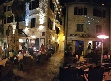 montenegro/vasojevici/bar/jazz-club-evergreen