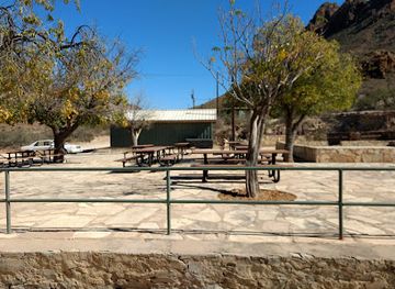 texas/big-bend-national-park/bar/bad-rabbit-cafe-terlingua-ranch-lodge