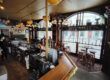 Dirty Nelly Irish Pub