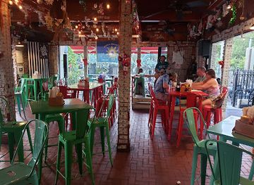 florida/florida-keys/bar/salty-frog-s-bar-grill