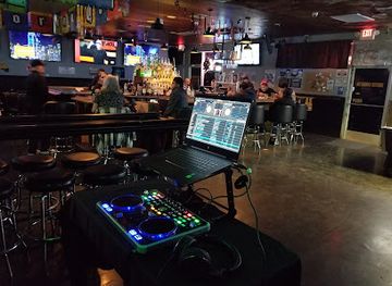 california/manteca/bar/the-rusty-hook-bar