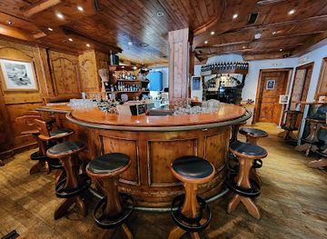 switzerland/grindelwald/bar/barrys-restaurant-bar-lounge
