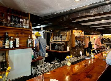 massachusetts/nantucket/bar/brotherhood-of-thieves