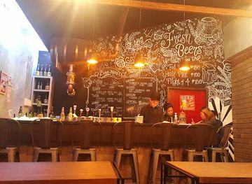 philippines/mindanao/bar/fat-pauly-s