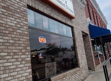 iowa/cedar-valley/bar/eastwood-s-sports-bar